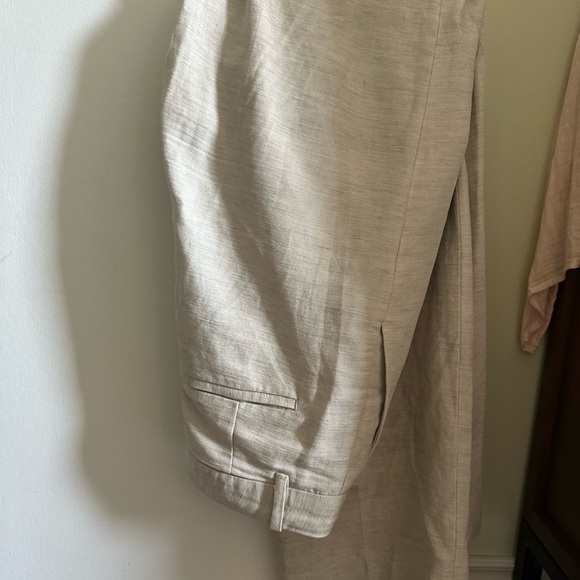 Aritzia effortless pants, size 6 (tall) linen - Picture 4 of 5
